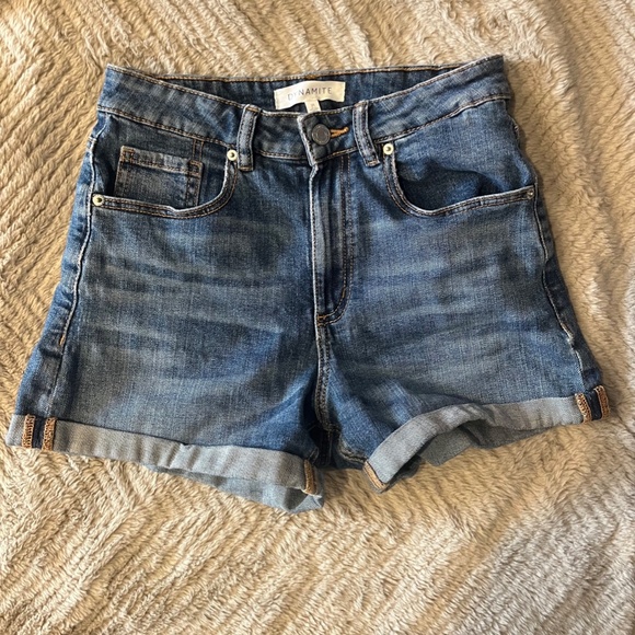 Dynamite Denim Shorts - Picture 2 of 2